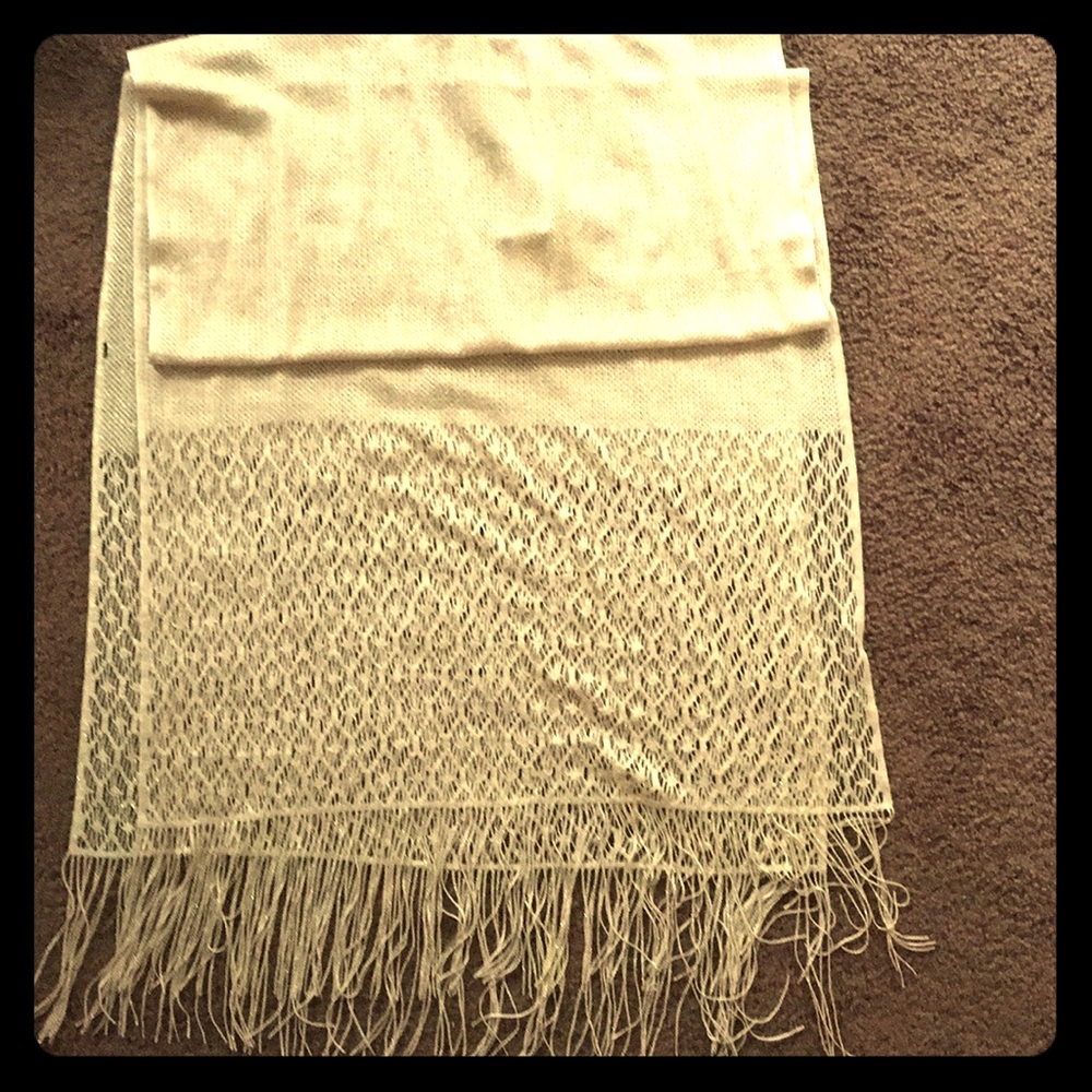 Nordstrom pashmina gold with fringe! NEW
